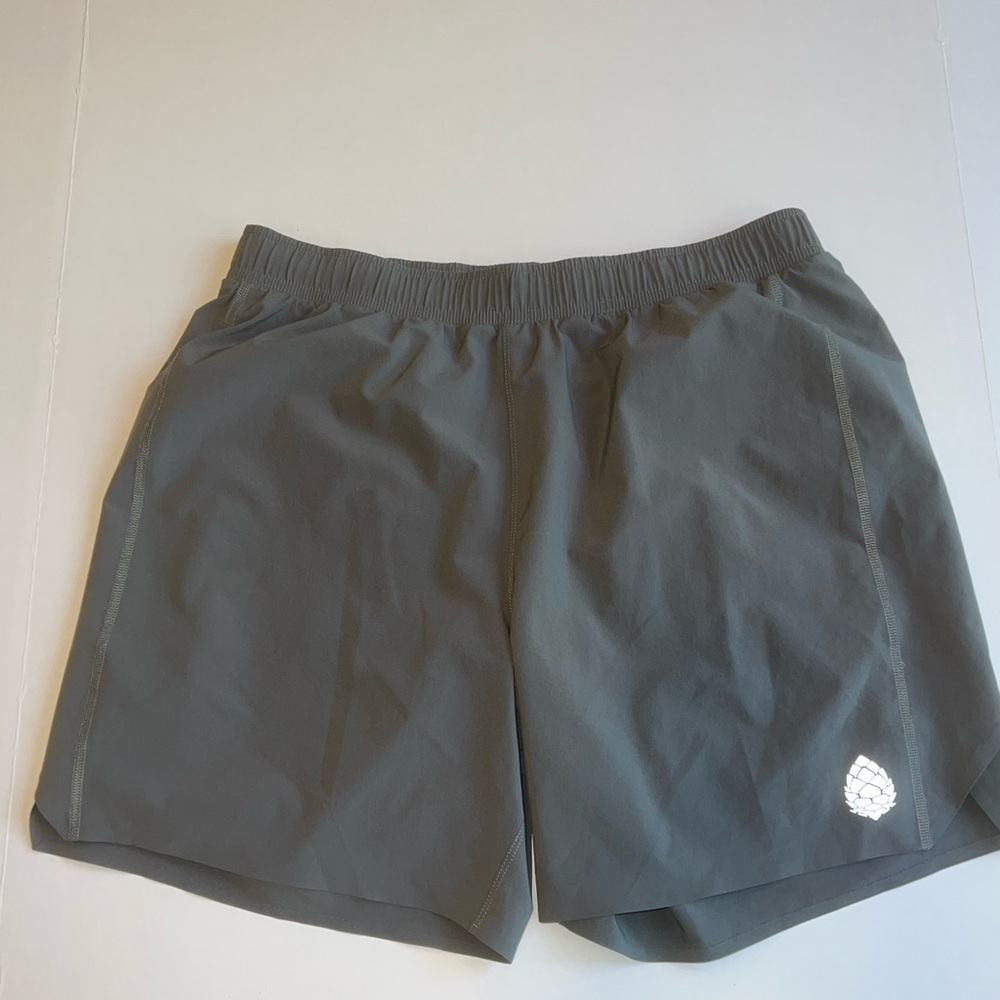 Stio Men's Terral Short. Large 6”